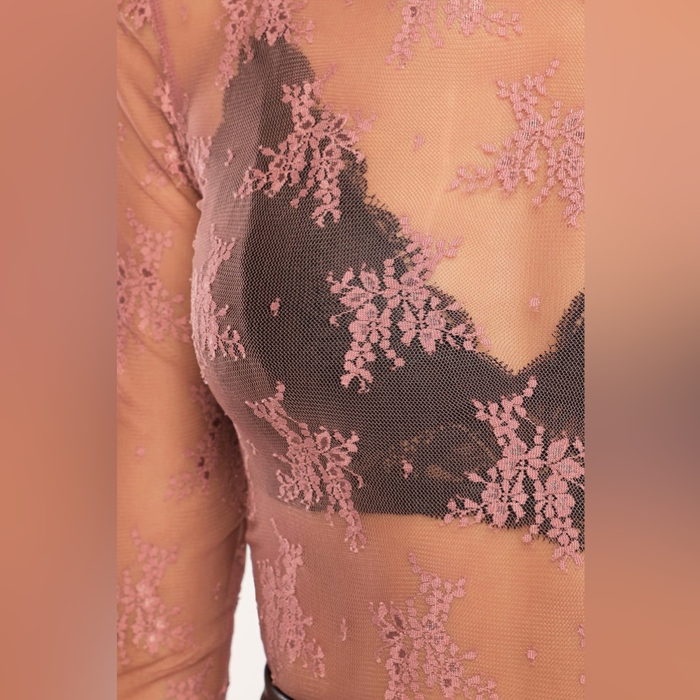 🎉LAST PIECE🎉FREE PEOPLE Lady Lux Layering Top Pink Tint - Picture 5 of 8